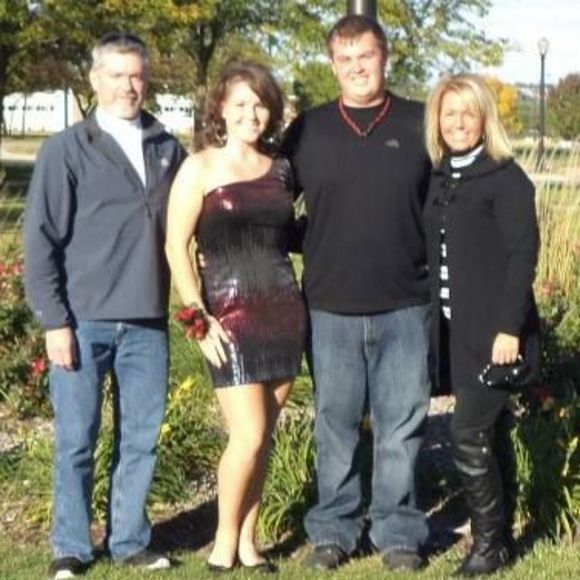 Meet your Posher, Chris - Picture 1 of 1